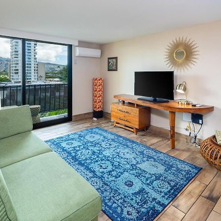 Gorgeous One Bedroom Bamboo Blocks From The Beach โฮโนลูลู ภายนอก รูปภาพ
