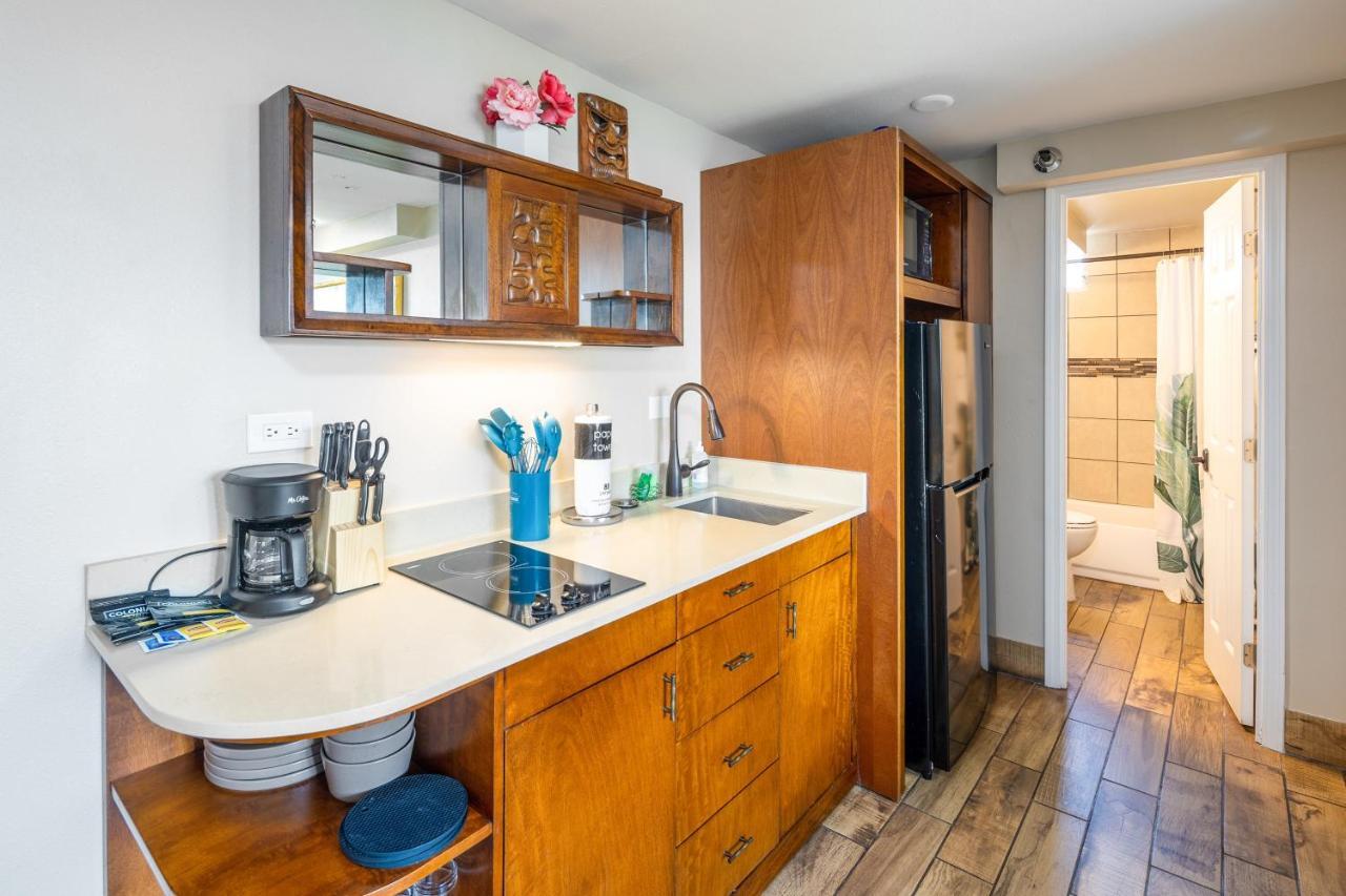 Gorgeous One Bedroom Bamboo Blocks From The Beach โฮโนลูลู ภายนอก รูปภาพ