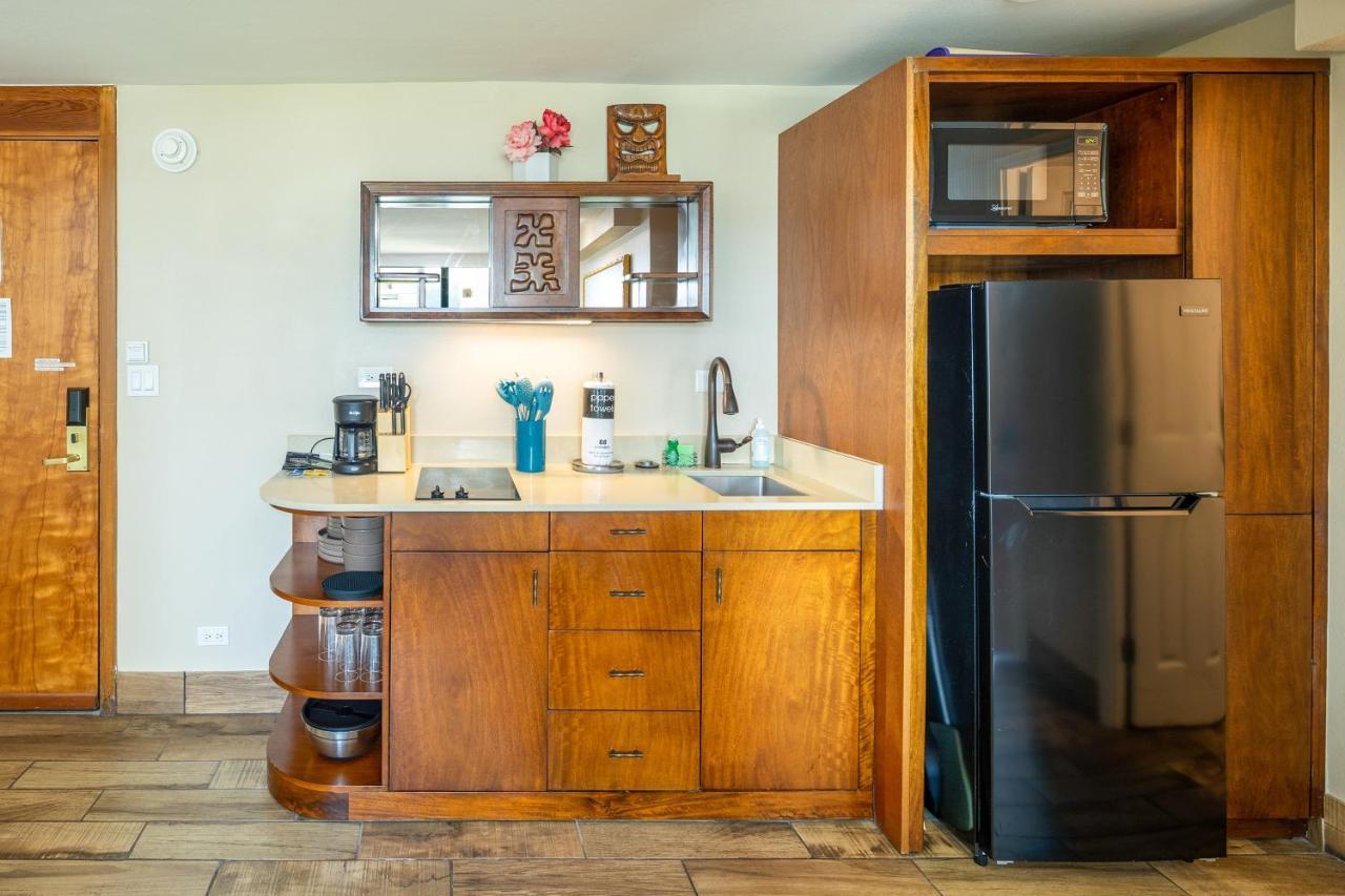 Gorgeous One Bedroom Bamboo Blocks From The Beach โฮโนลูลู ภายนอก รูปภาพ
