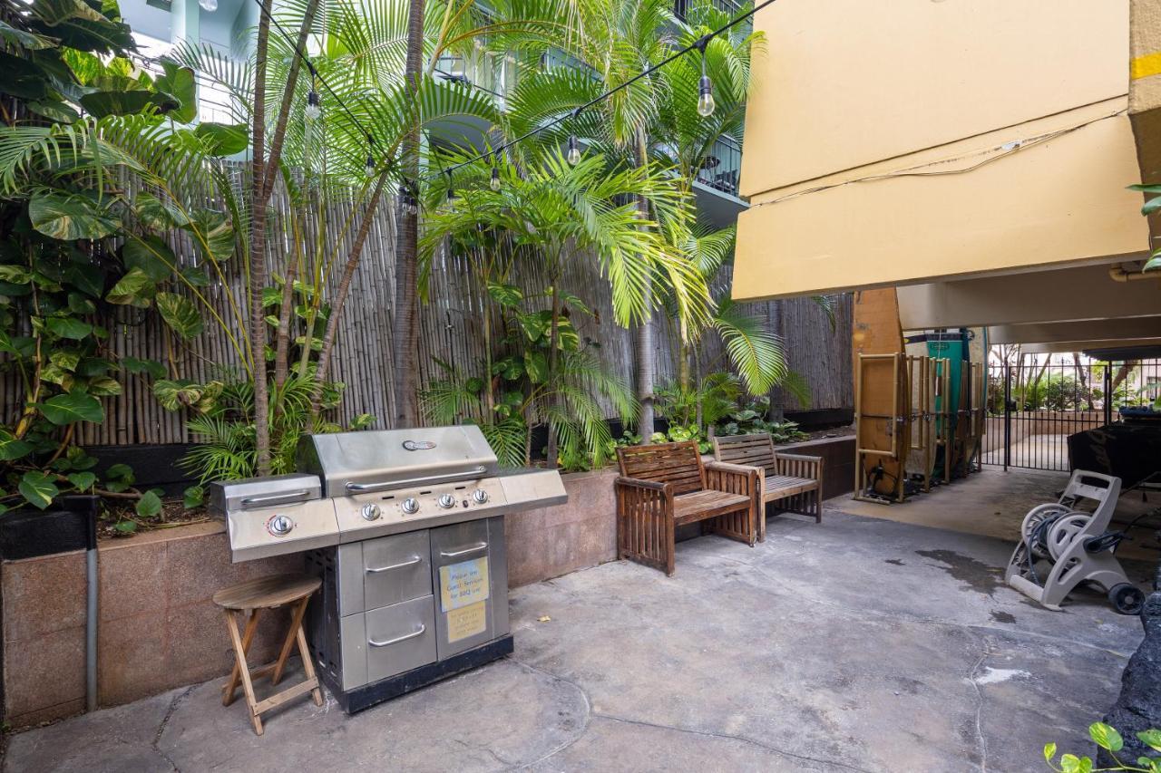 Gorgeous One Bedroom Bamboo Blocks From The Beach โฮโนลูลู ภายนอก รูปภาพ