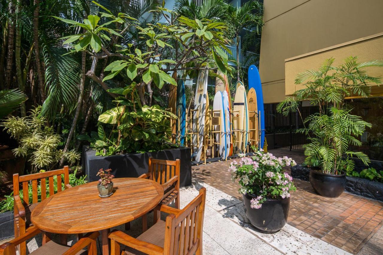 Gorgeous One Bedroom Bamboo Blocks From The Beach โฮโนลูลู ภายนอก รูปภาพ